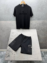 Load image into Gallery viewer, Tshirt