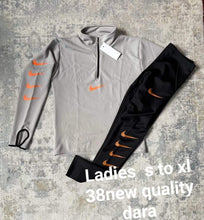 Load image into Gallery viewer, Tracksuit