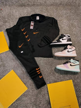 Load image into Gallery viewer, Tracksuit