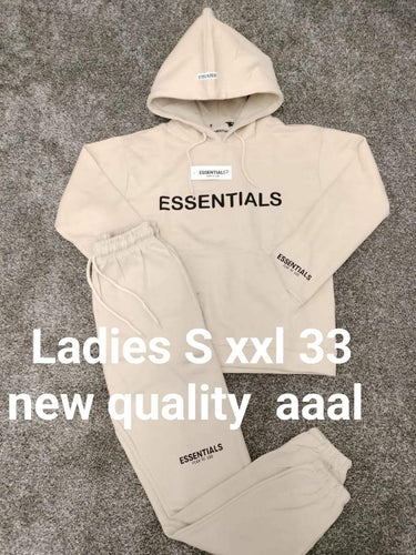 Ladies tracksuit