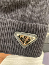 Load image into Gallery viewer, Glove