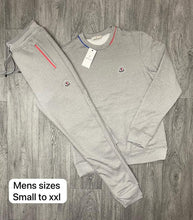 Load image into Gallery viewer, Tracksuit