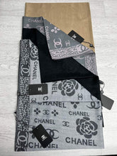 Load image into Gallery viewer, Scarf