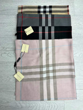 Load image into Gallery viewer, Scarf