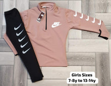 Load image into Gallery viewer, Tracksuit