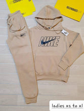 Load image into Gallery viewer, Tracksuit