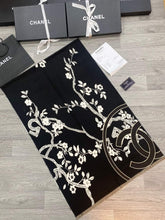 Load image into Gallery viewer, Scarf