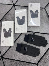 Load image into Gallery viewer, Glove