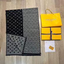 Load image into Gallery viewer, Scarf