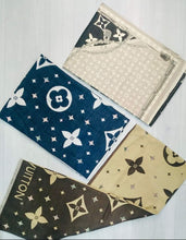 Load image into Gallery viewer, Scarf