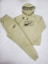 Load image into Gallery viewer, Tracksuit