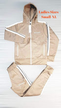 Load image into Gallery viewer, Tracksuit