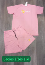 Load image into Gallery viewer, Tshirt