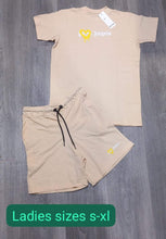 Load image into Gallery viewer, Tshirt