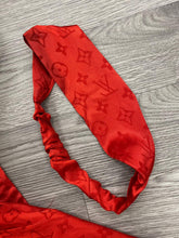 Load image into Gallery viewer, Tracksuit