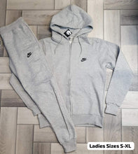 Load image into Gallery viewer, Women Tracksuit