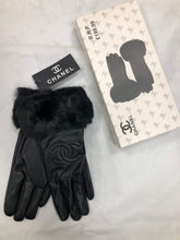 Load image into Gallery viewer, Glove