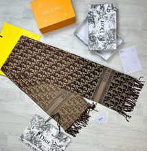 Load image into Gallery viewer, Scarf