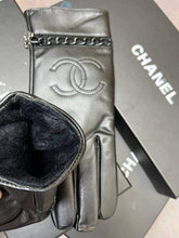 Load image into Gallery viewer, Glove