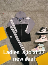 Load image into Gallery viewer, Tracksuit