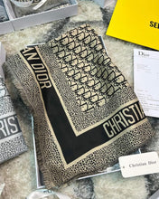 Load image into Gallery viewer, Scarf