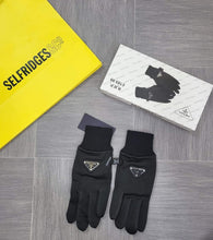 Load image into Gallery viewer, Glove
