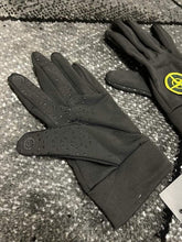 Load image into Gallery viewer, Glove