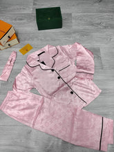 Load image into Gallery viewer, Tracksuit