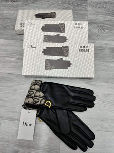 Glove