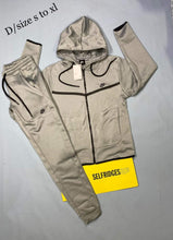 Load image into Gallery viewer, Tracksuit
