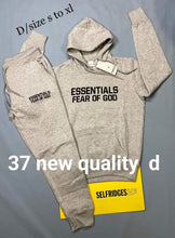 Load image into Gallery viewer, Tracksuit