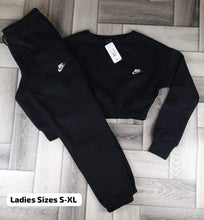 Load image into Gallery viewer, Tracksuit