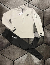 Load image into Gallery viewer, Tracksuit