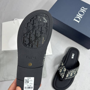 Slipper