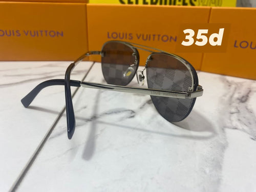Sunglass
