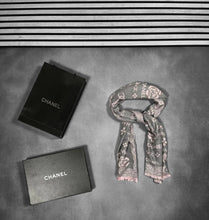 Load image into Gallery viewer, Scarf