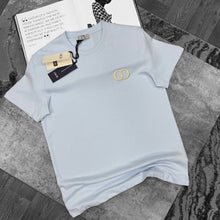 Load image into Gallery viewer, T-shirt