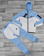 Load image into Gallery viewer, Tracksuit boy