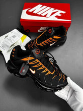 Load image into Gallery viewer, Shoes