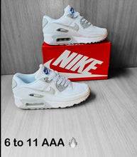 Load image into Gallery viewer, Shoes