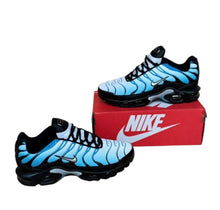 Load image into Gallery viewer, Shoes