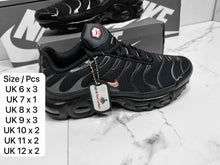 Load image into Gallery viewer, Shoes