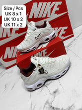 Load image into Gallery viewer, Shoes