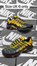 Load image into Gallery viewer, Shoes