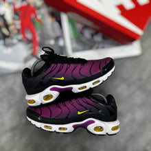 Load image into Gallery viewer, Shoes