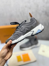 Load image into Gallery viewer, Shoes