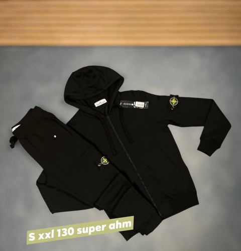 Tracksuit men