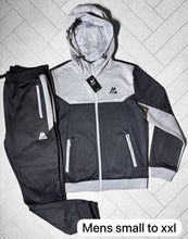 Load image into Gallery viewer, Tracksuit