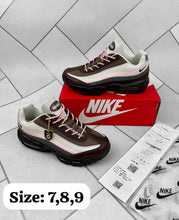Load image into Gallery viewer, Shoes