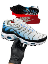 Load image into Gallery viewer, Shoes